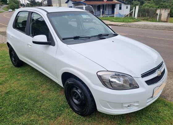 CHEVROLET CELTA 1.0 MPFI LT 8V FLEX 4P MANUAL CHEVROLET CELTA 1.0 MPFI LT 8V FLEX 4P MANUAL